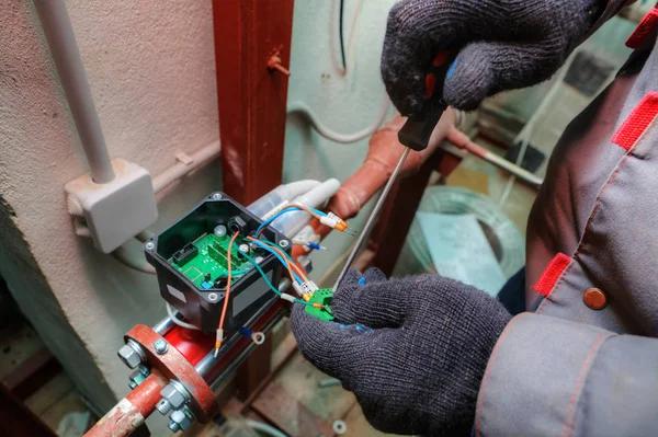 Arman Electric Maintenance for Commercial and Residential Projects