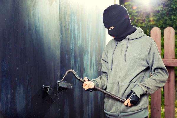 Top Garage Door Safety Mistakes and How to Fix Them